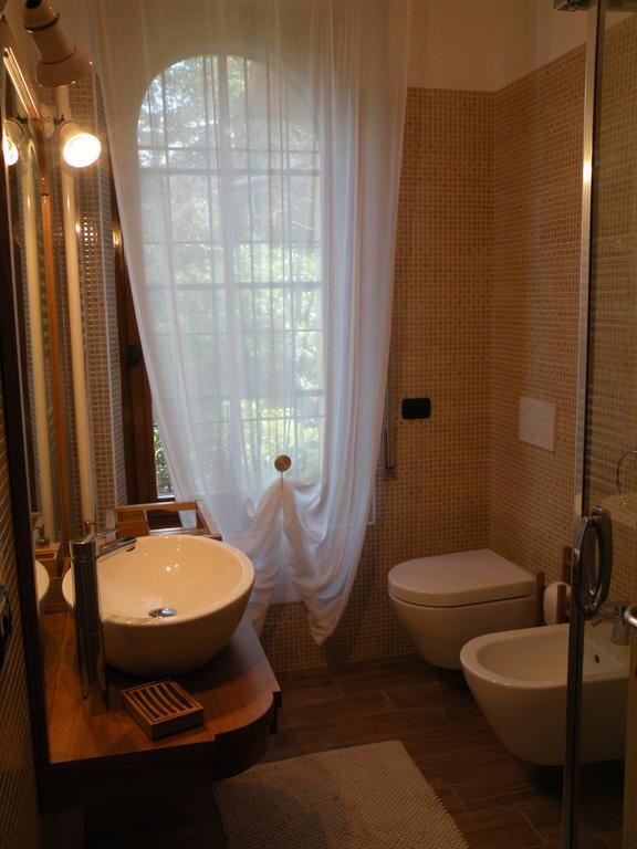 Villa Paradiso Apartment Сірміоне Екстер'єр фото