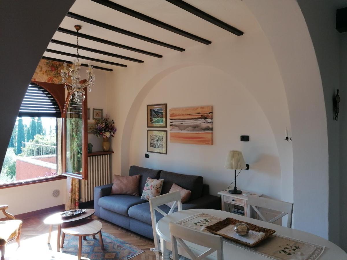 Villa Paradiso Apartment Сірміоне Екстер'єр фото