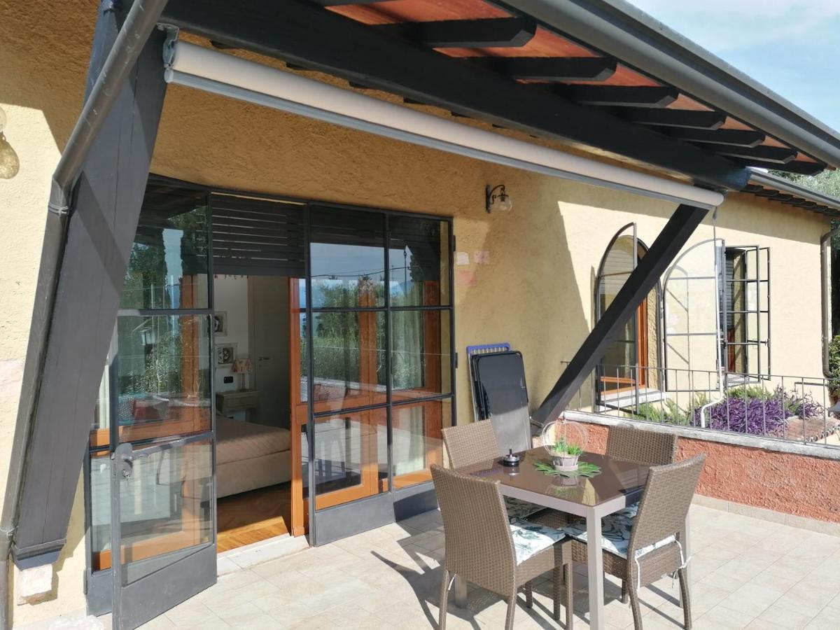 Villa Paradiso Apartment Сірміоне Екстер'єр фото