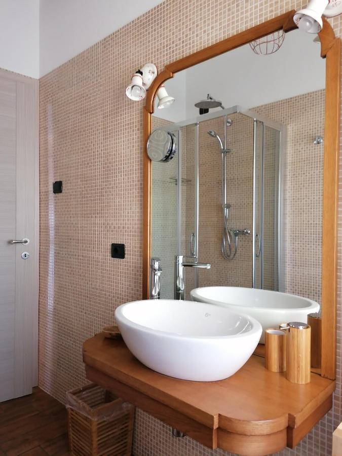 Villa Paradiso Apartment Сірміоне Екстер'єр фото